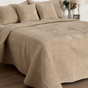 Cotton Velvet Stripe Quilted Bedding Set